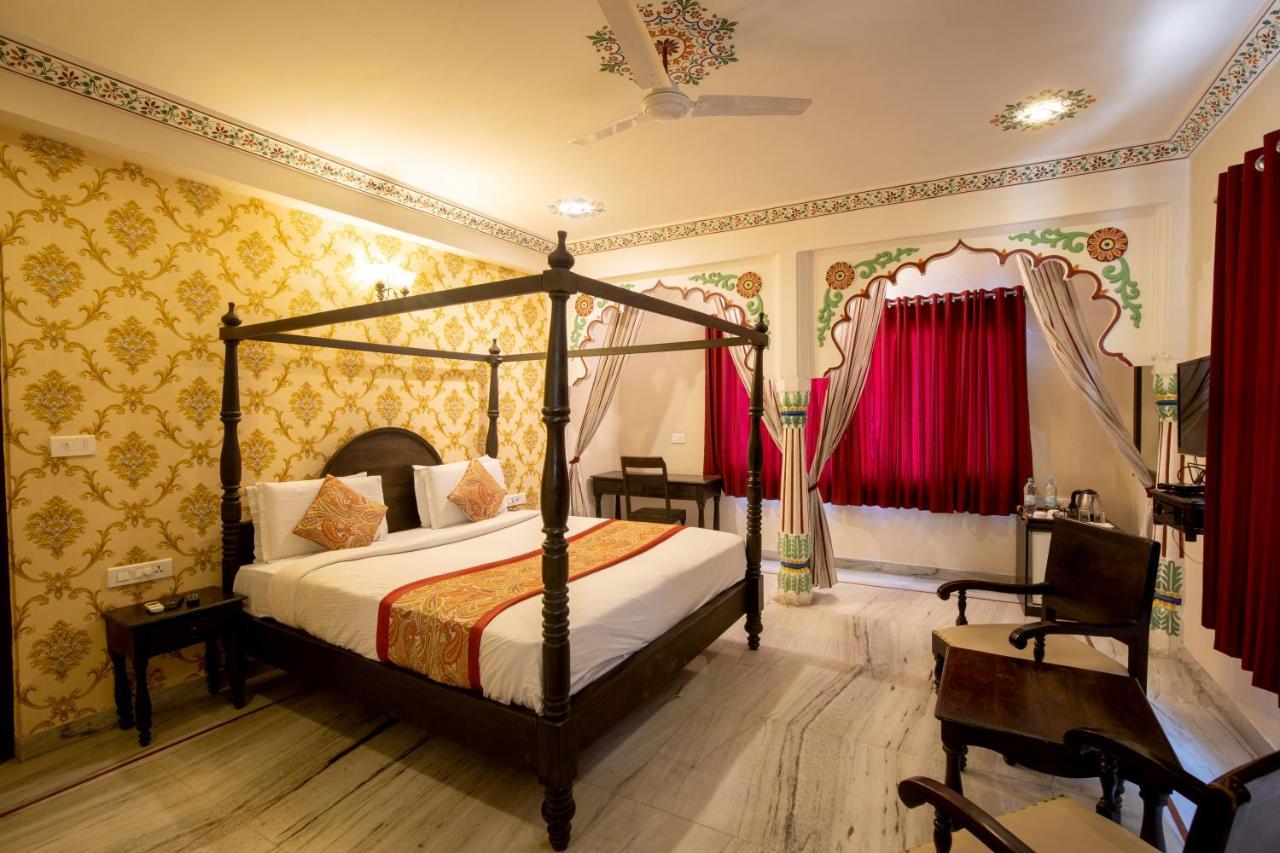Hotel Royal Pratap Niwas Udaipur Luaran gambar