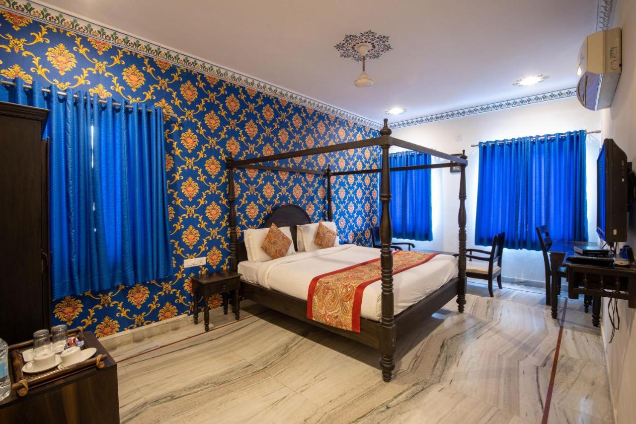 Hotel Royal Pratap Niwas Udaipur Luaran gambar