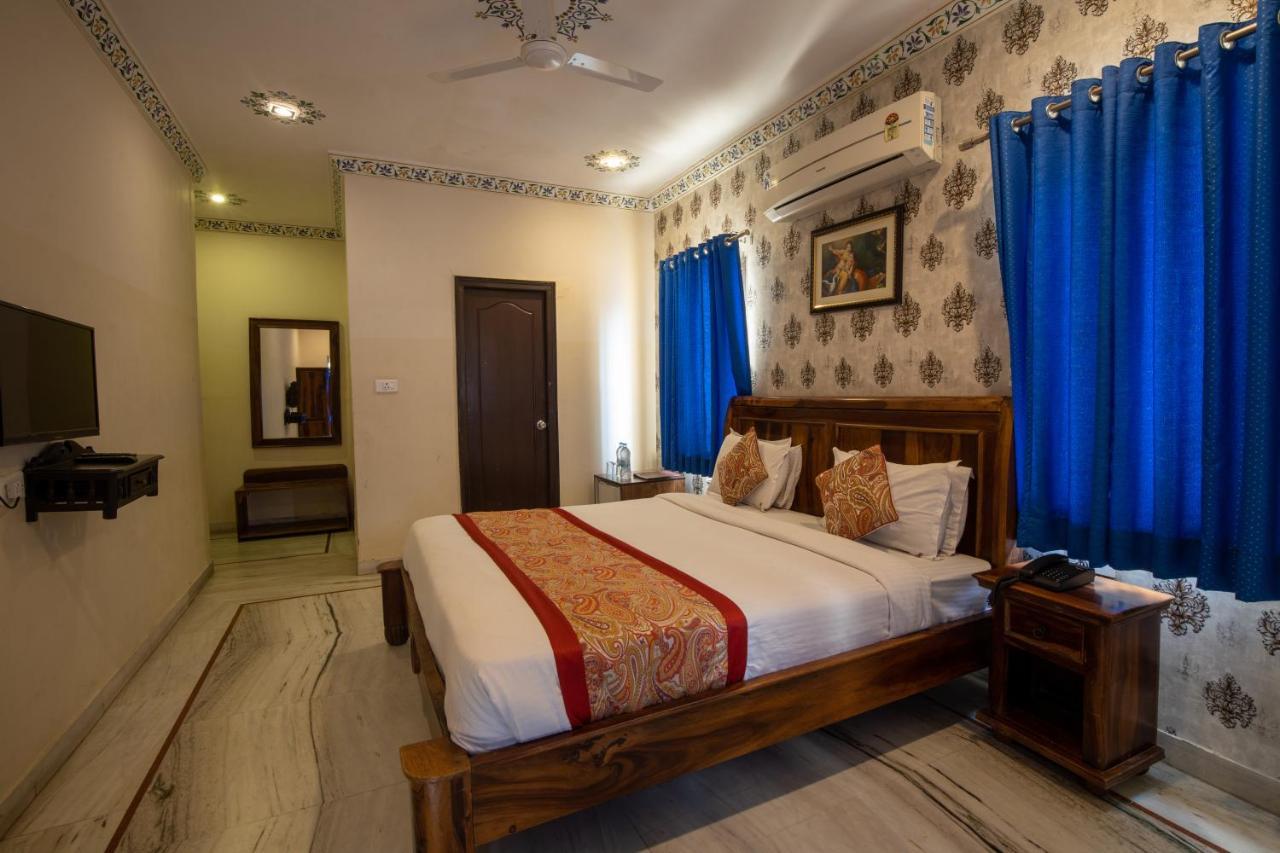 Hotel Royal Pratap Niwas Udaipur Luaran gambar