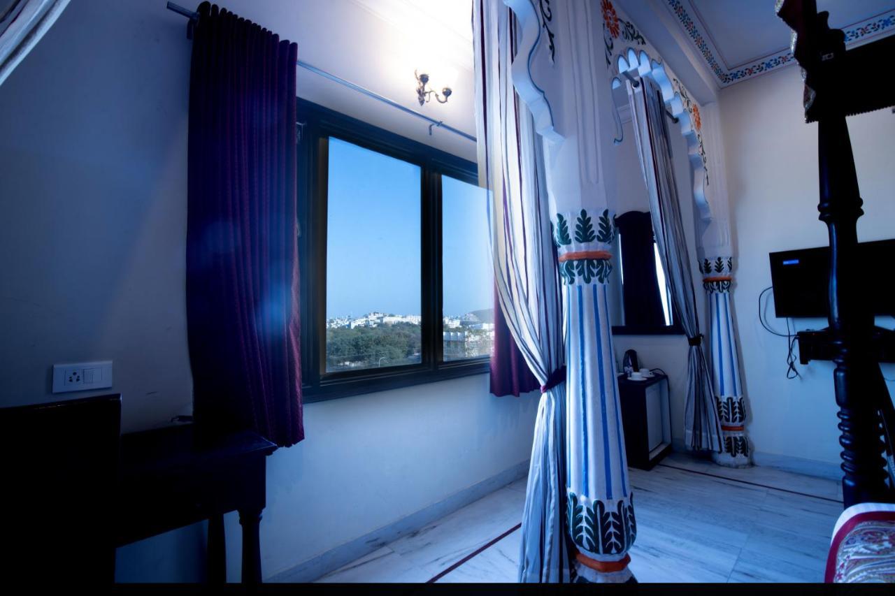 Hotel Royal Pratap Niwas Udaipur Luaran gambar