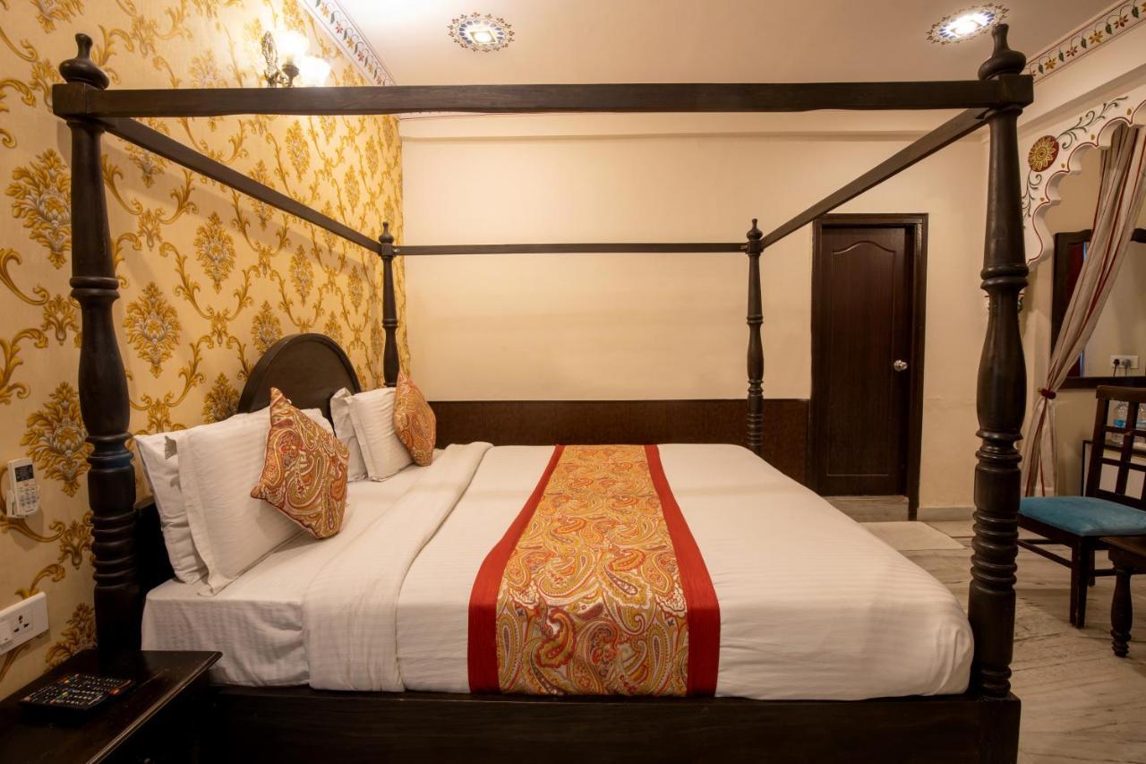 Hotel Royal Pratap Niwas Udaipur Luaran gambar