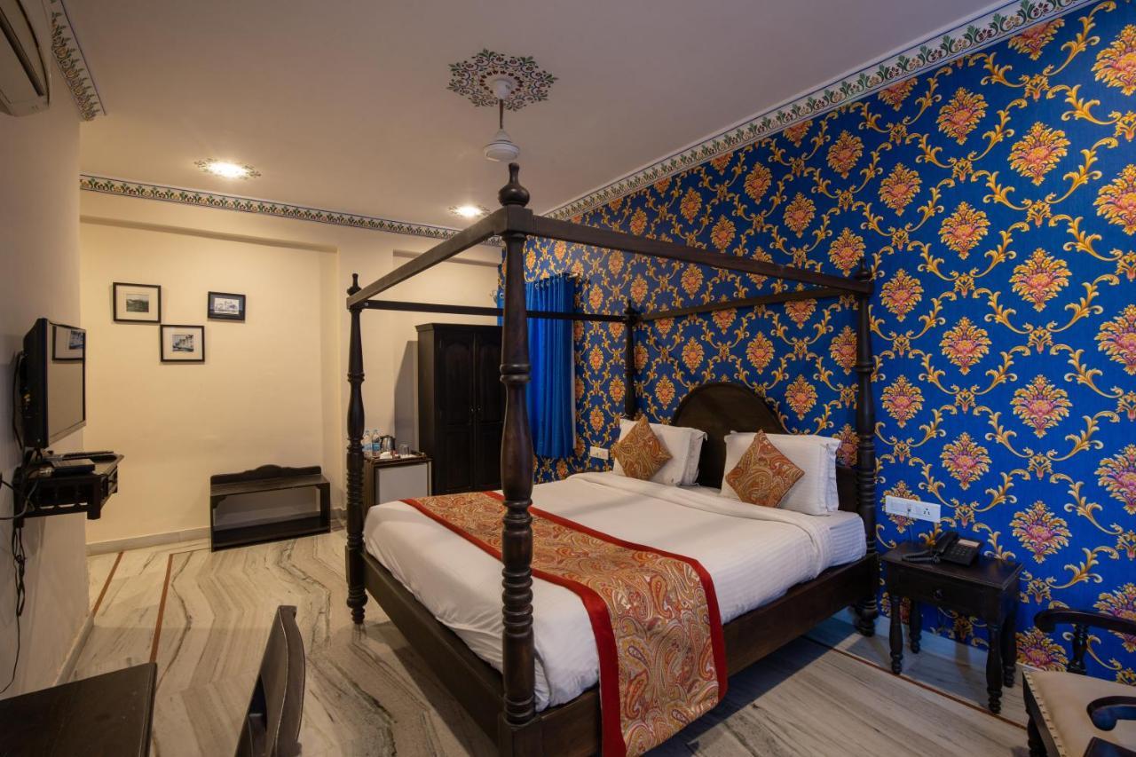 Hotel Royal Pratap Niwas Udaipur Luaran gambar