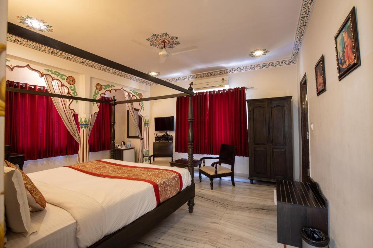 Hotel Royal Pratap Niwas Udaipur Luaran gambar