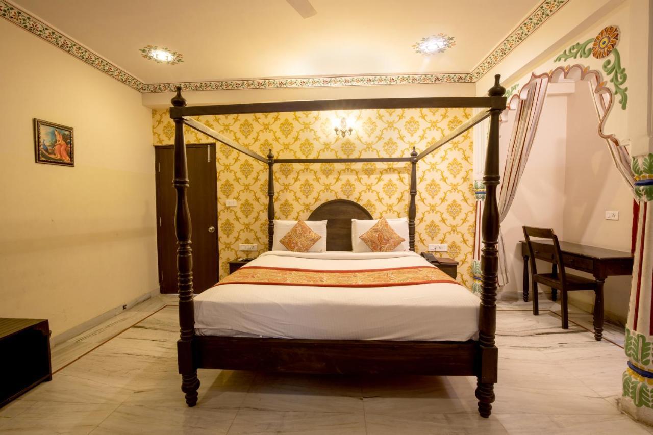 Hotel Royal Pratap Niwas Udaipur Luaran gambar