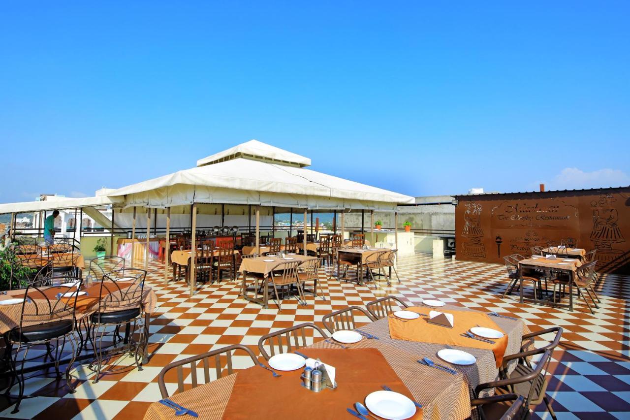 Hotel Royal Pratap Niwas Udaipur Luaran gambar